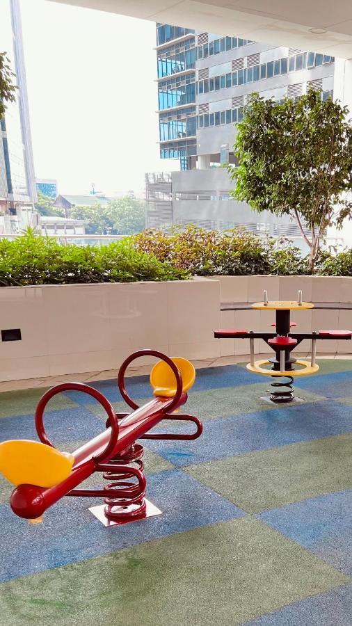 La Palazzo - Across Uptown Mall & Grand Hyatt Bgc Taguig Exteriör bild